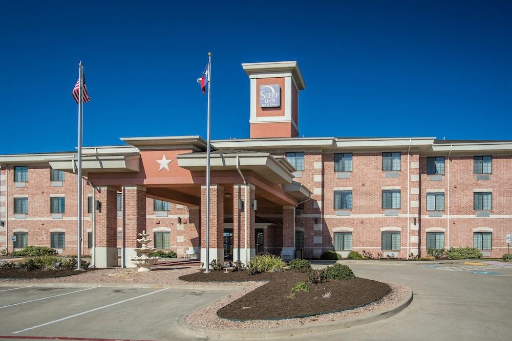 Sleep Inn & Suites Hewitt - South Waco Exterior photo